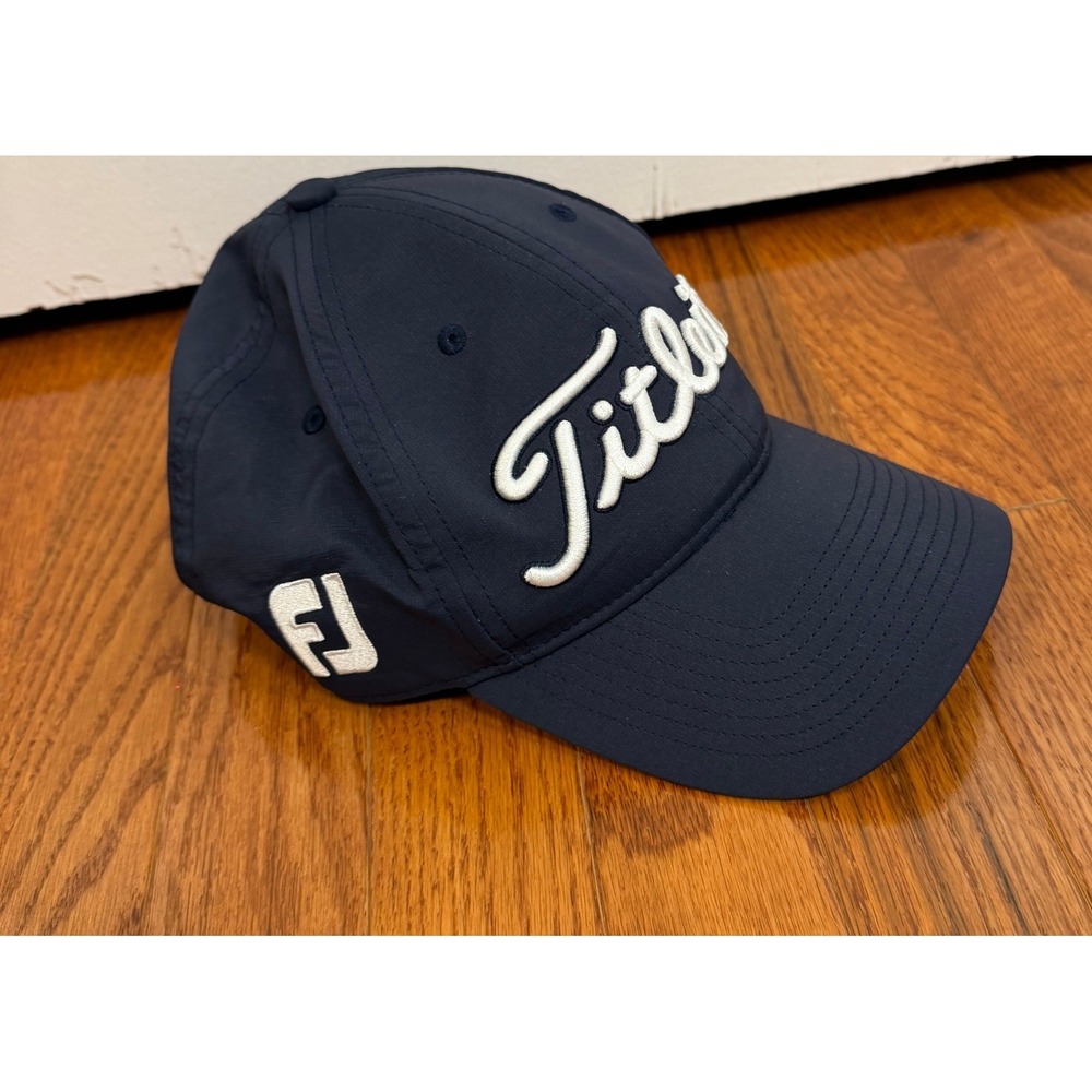FootJoy Titleist Pro V1 Performance Golf Hat Men OSFA Navy Blue Strapback